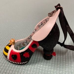 Disney shoe series - queen of hearts
